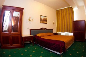 Реновация  в отель «Парк Крестовский» вместе с «ОтельБеддинг»