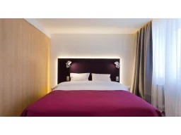 Кровать с матрасом Азимут