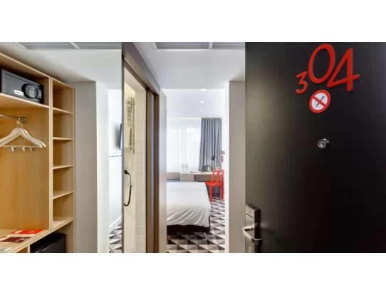 Кровать с матрасом Азимут