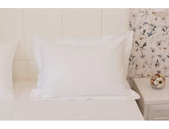 Комплект постельного белья, белый сатин-гладь