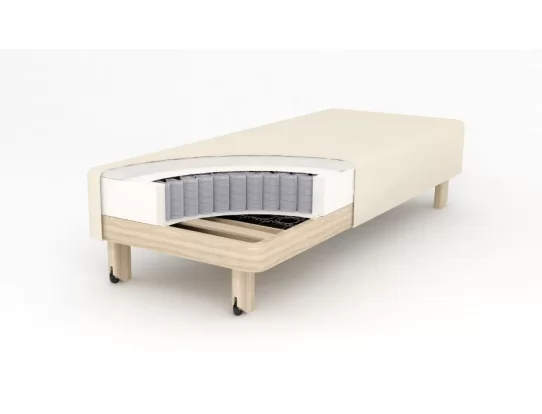 Тахта с гнутоклееными ножками с наматрасником